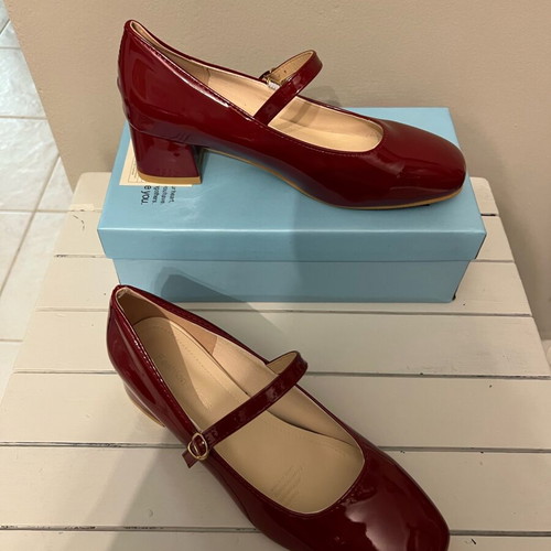 Heels like new in excellent condition, size 39