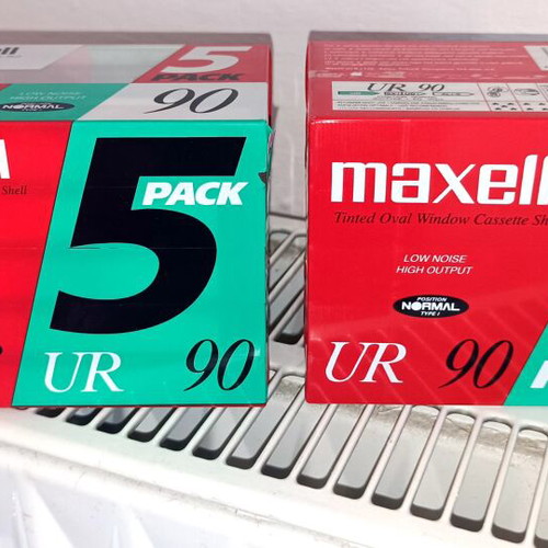 Maxell UR 90 cassette tapes new, 5-pack