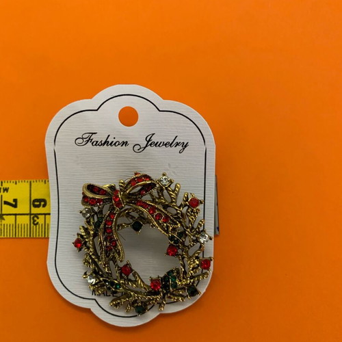 Christmas brooch with scent and colors new
