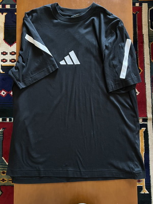 Adidas T-shirt XL new, black