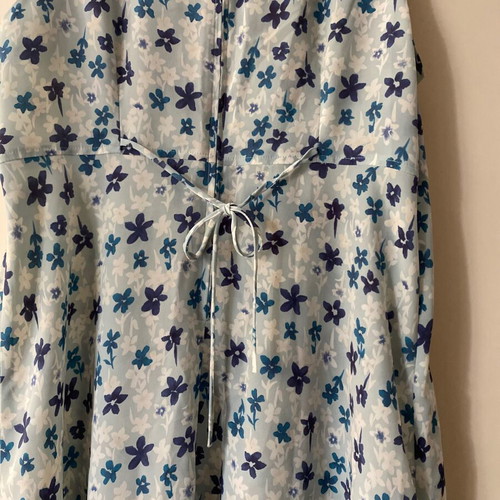 Women's floral maxi dress XL used, light blue colors, made in USA
