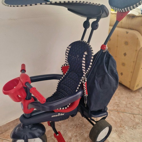 SmarTrike 4in1 children's tricycle used with sunshade and parent handle