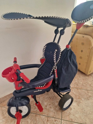 SmarTrike 4in1 children's tricycle used with sunshade and parent handle
