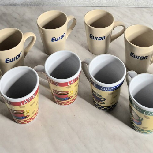 Set of 10 new mugs in box