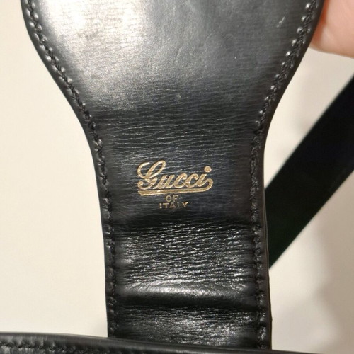 Τσάντα ώμου Gucci vintage μαύρη δερμάτινη μεταχειρισμένη σε καλή κατάσταση