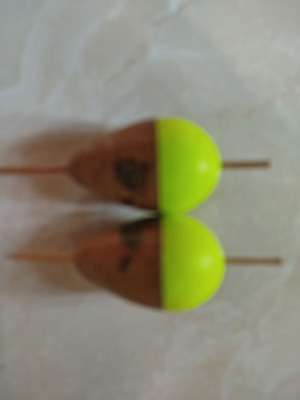 Fishing corks new, 2 pieces 4.5cm 6 gr