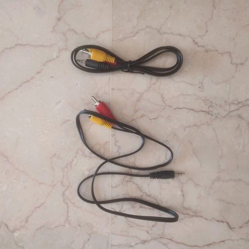 Audio Video RCA to 2.5mm Jack Cables set of 2 new, 0.80m length
