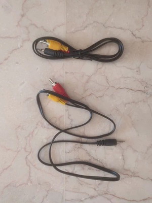 Audio Video RCA to 2.5mm Jack Cables set of 2 new, 0.80m length
