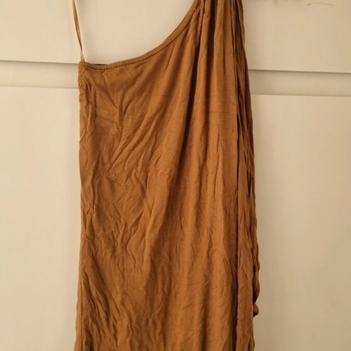 Bershka mako dresses like new, pack of 3 in tan, olive and black