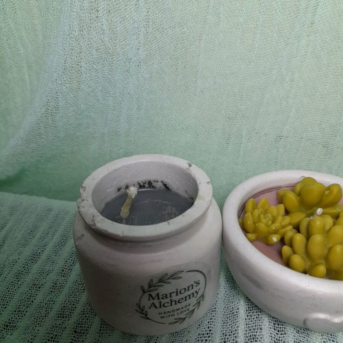 Scented soy candles in handmade plaster bases new
