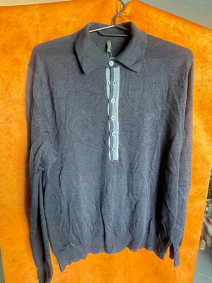 Men's branded shirt new size Medium