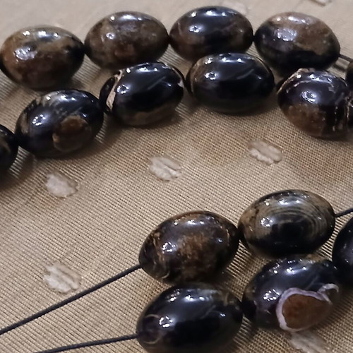 Worry beads black coral used, 33 beads, high-strength cord