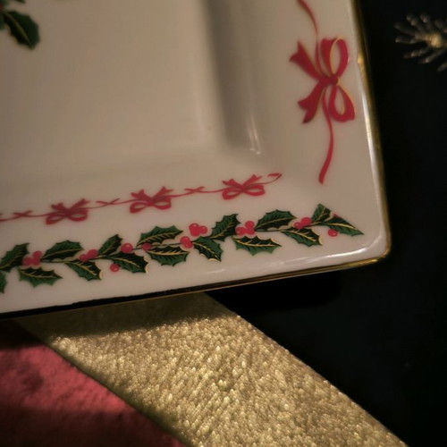 Hutschenreuther platter without any damage