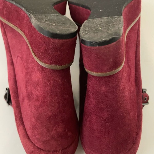 Urban Outfitters Y2K Deena & Ozzy Platform Mary Janes burgundy suede size 40 like new