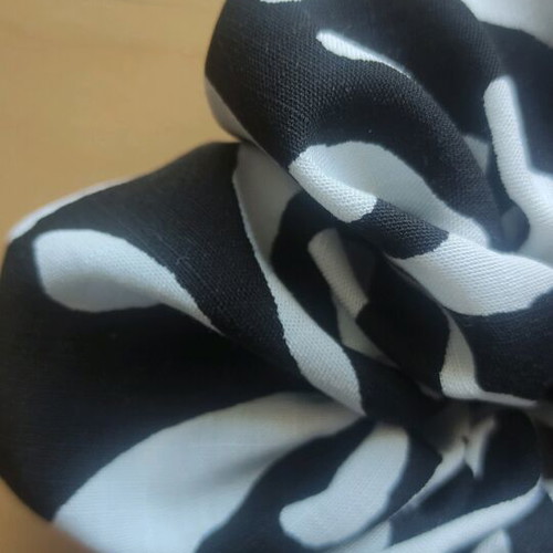 Scrunchies XL handmade, black and white