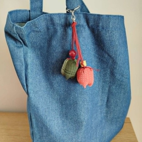 Handmade textile keychain with two tulips, custom made