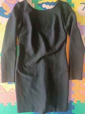 Enzzo medium dress no 38 black like new with gold chains