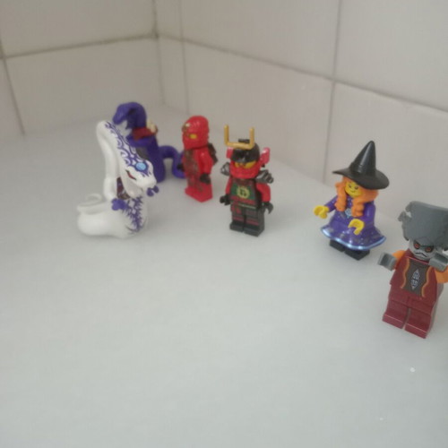 Lego Ninjago figures like new, authentic