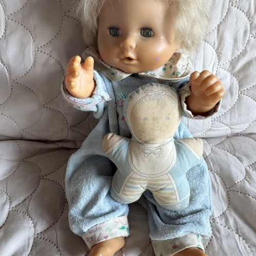 Two vintage collectible dolls