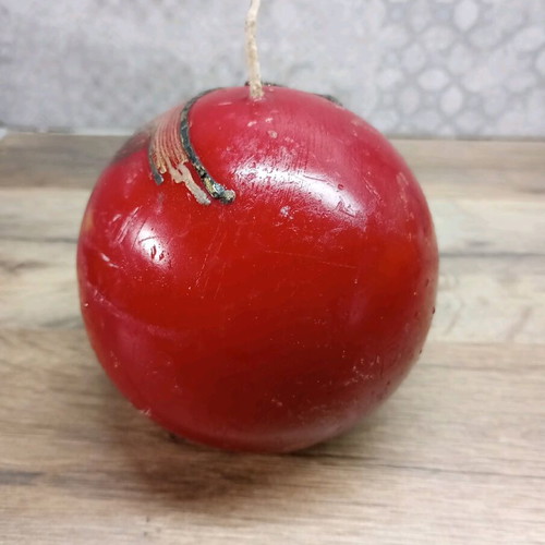 Christmas candle large ball-shaped burgundy color new