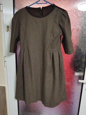 Wool dress for girl or petite woman like new, size S