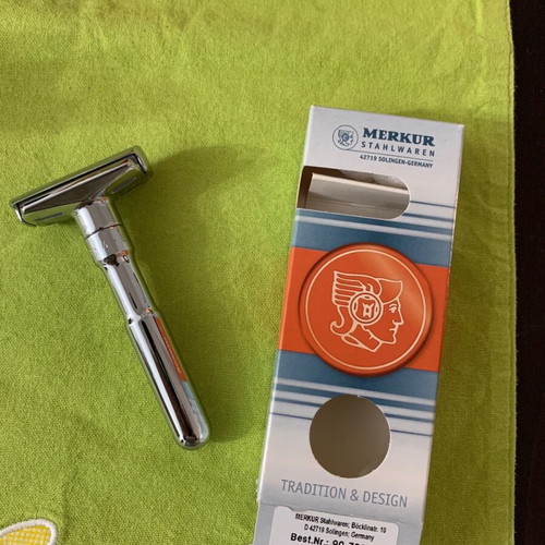 Merkur Futur 701 razor new