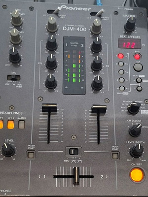 Pioneer DJM-400 mixer used
