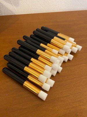 Small eyelash brushes new, pack of 30 pieces