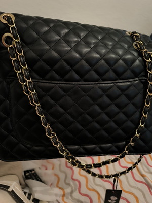 Shoulder bag, black