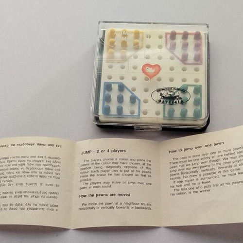 Alma Jump pocket board game used from Odysseia