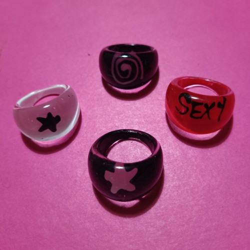 Bone rings like new, set of 4 pieces