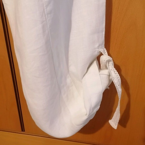 Lynne white linen pants size S used with knitted details