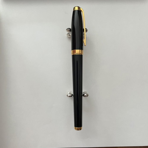 Du Pont fountain pen new with 14 kt gold nib