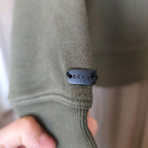 DKNY sweatshirt large size like new