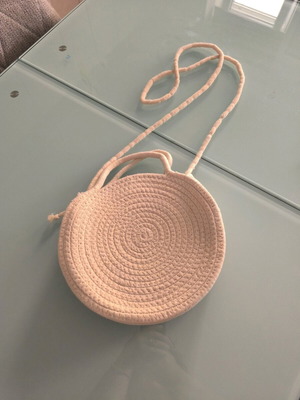 Oriflame crossbody bag beige like new