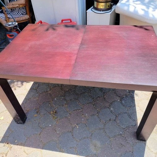 Extendable dining table like new