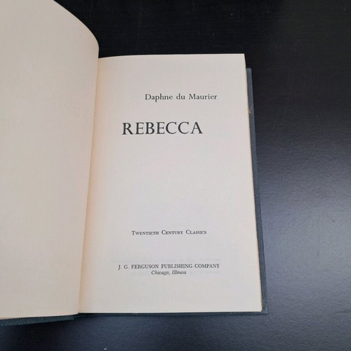 Twentieth century classics 8 volumes like new