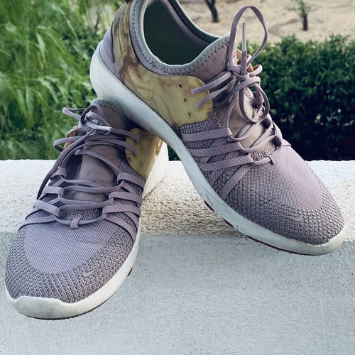 Nike Free TR 7 women's athletic shoes, Plum Fog