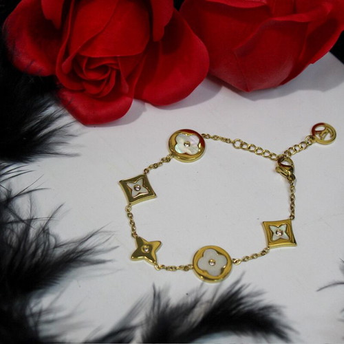 Gold-Plated Steel Bracelet like new, fits up to 20 cm