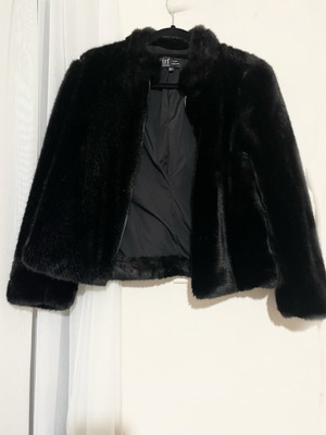 Zara black fur coat like new, size S