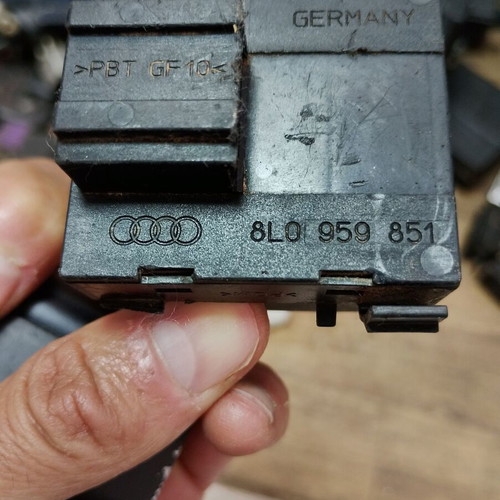 Audi A3 S3 8L electric window switch 8L0959851
