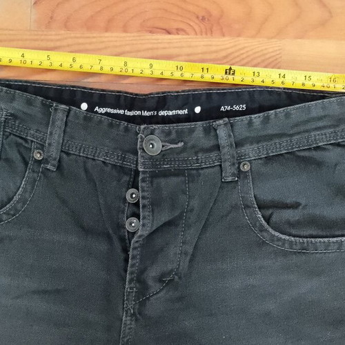Men's denim shorts grey/black size 32 Sprider brand used