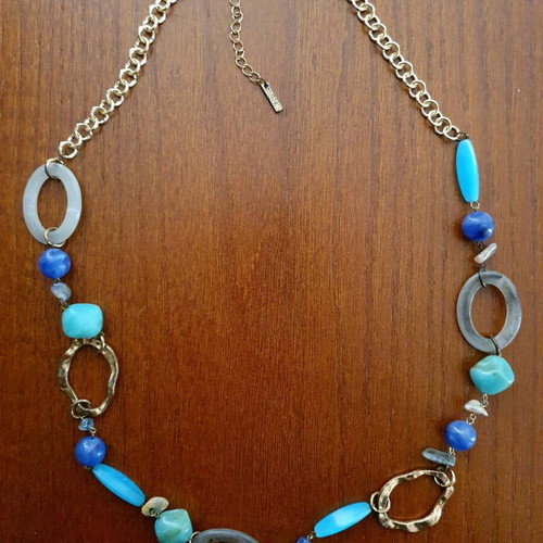 Jewelry set like new, boho vintage style with 4 necklaces and 9 bracelets
