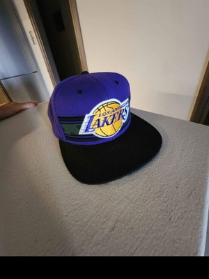 Καπέλο Lakers NBA καινούργιο, μωβ, μέγεθος L