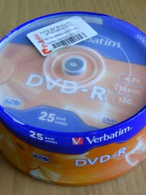 DVD-R Verbatim 25 броя нови в кутия - цилиндър 4,7 Gb