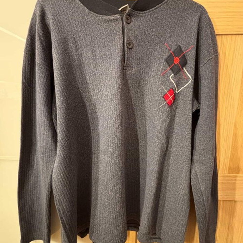 Pyjamas excellent condition, grey color