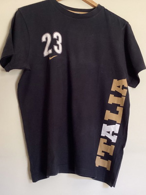 Nike Marco Materazzi #23 T-shirt like new, black, size M