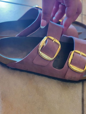 Birkenstock pink slippers size 40