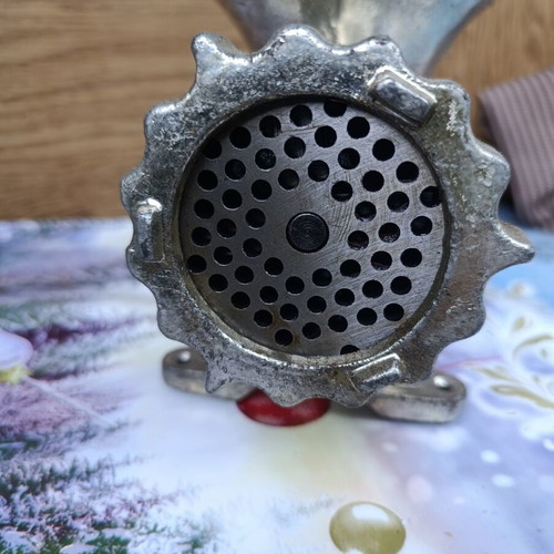 Grinder used kitchen tool