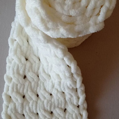 Handmade Alize Puffy Scarf custom made, ultra-soft hypoallergenic yarn